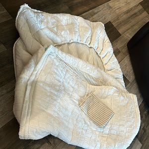 Beddy’s, Twin XL. all-in-one piece bedding 100% cotton